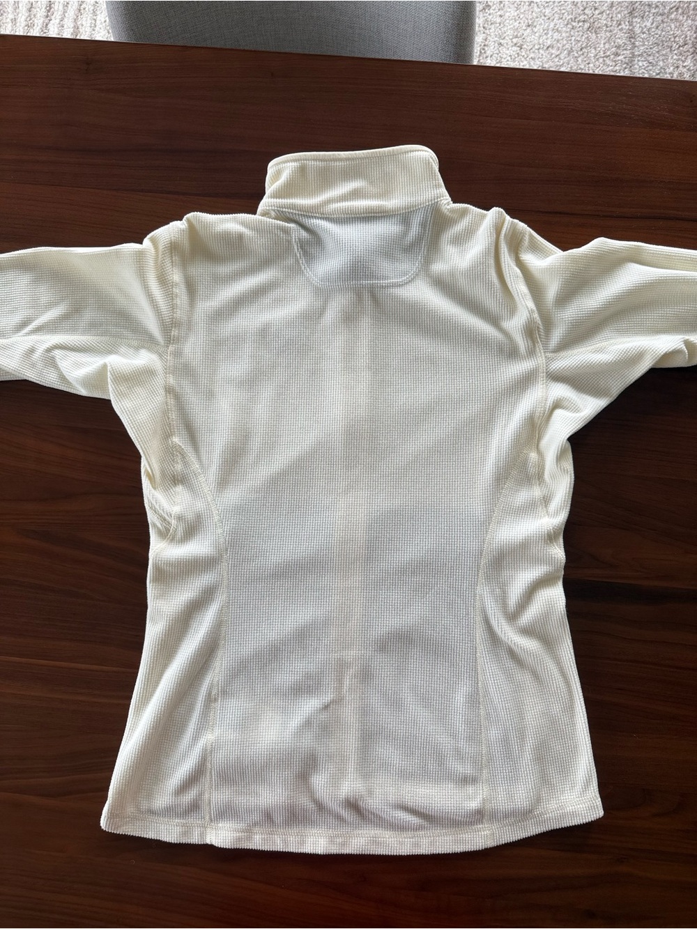 Arc'teryx Delta LT Cream Full-Zip Fleece Jacket with Pink Accents - Picture 6 of 6